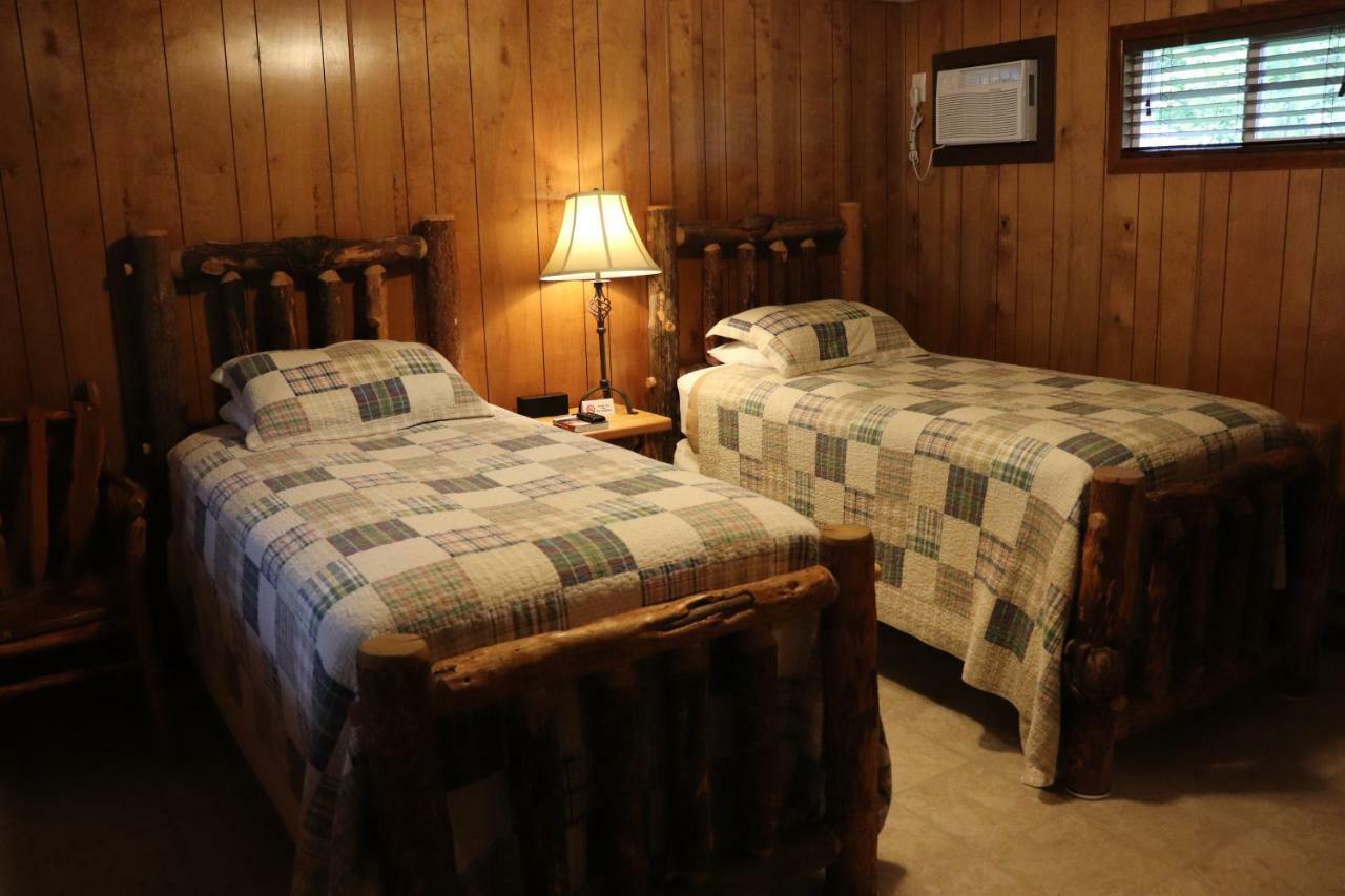 Lone Fir Resort Cougar ภายนอก รูปภาพ