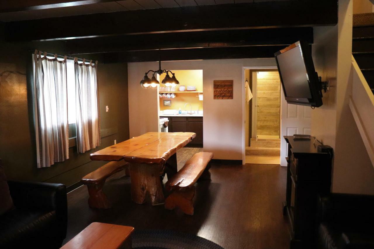 Lone Fir Resort Cougar ภายนอก รูปภาพ